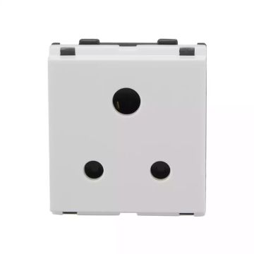 englaze 3 Pin Socket 6A with ISI