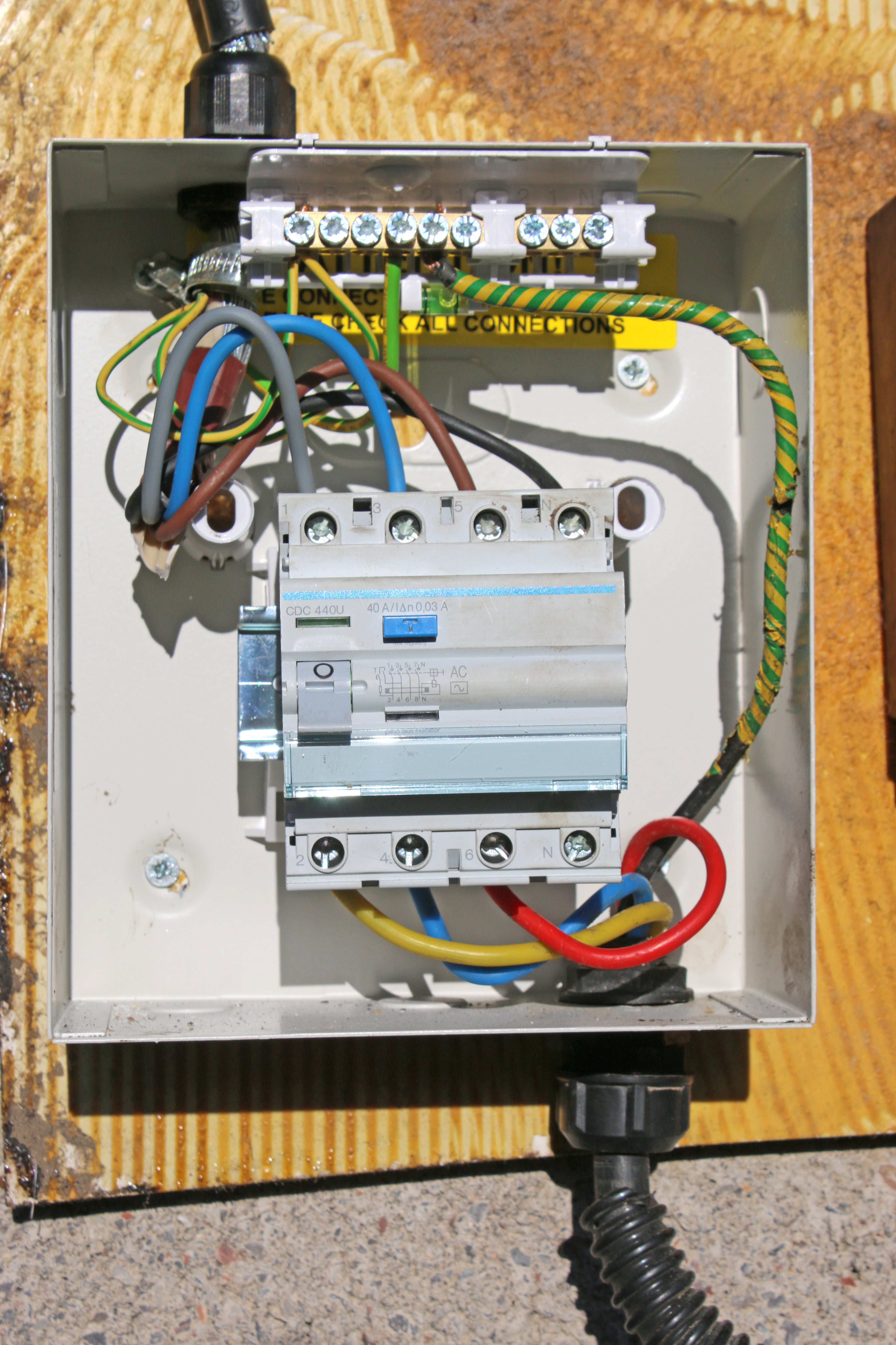 What are Electrical Contactors?