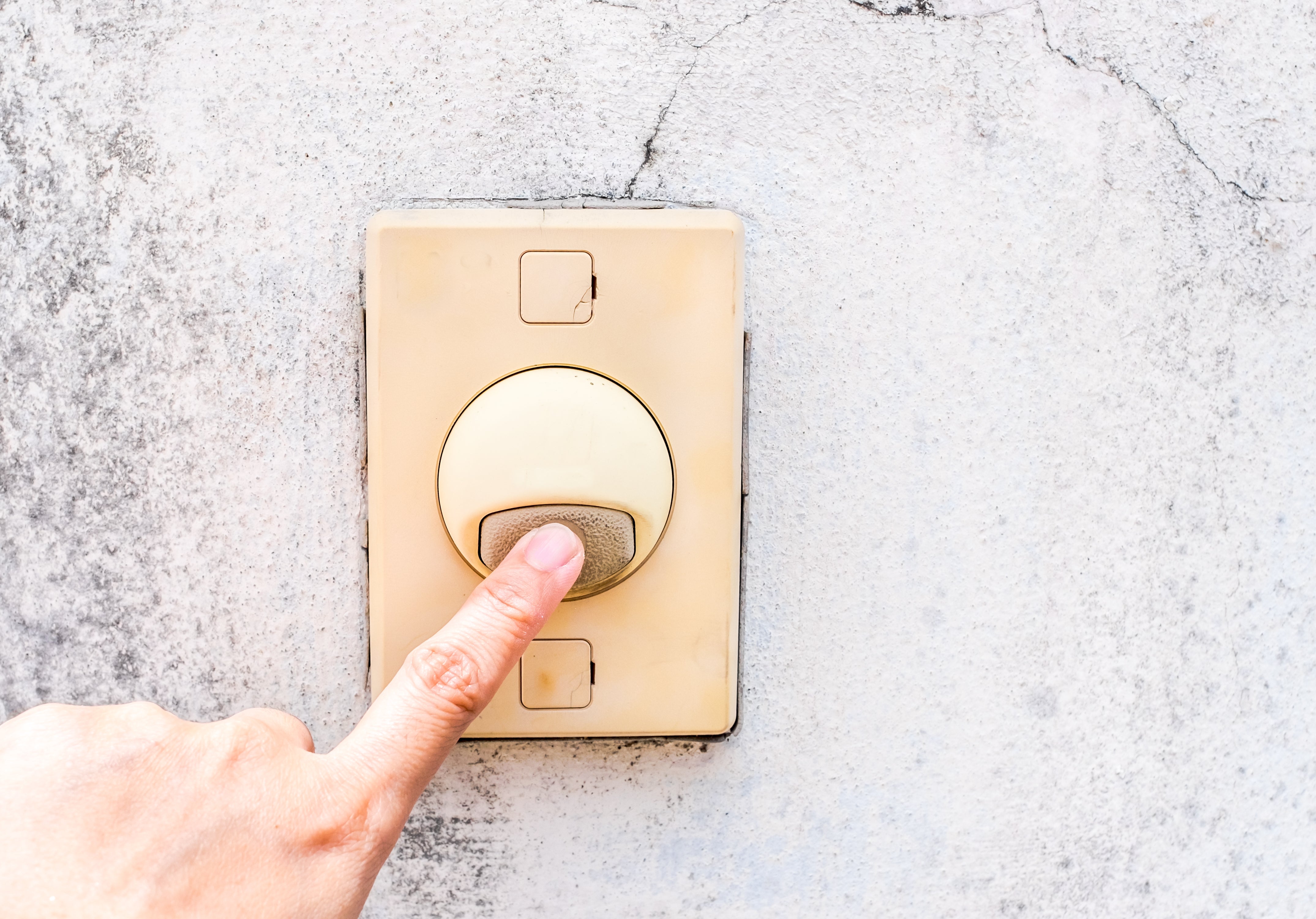 What is Dimmer Switch?